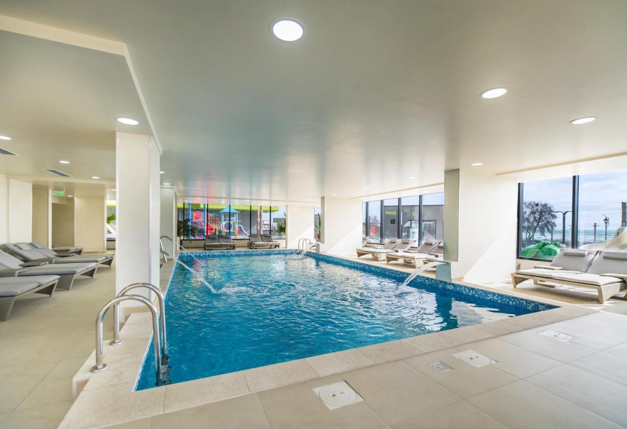 Sophie Apartment Spa N Pool Beach Resort Navodari Ngoại thất bức ảnh